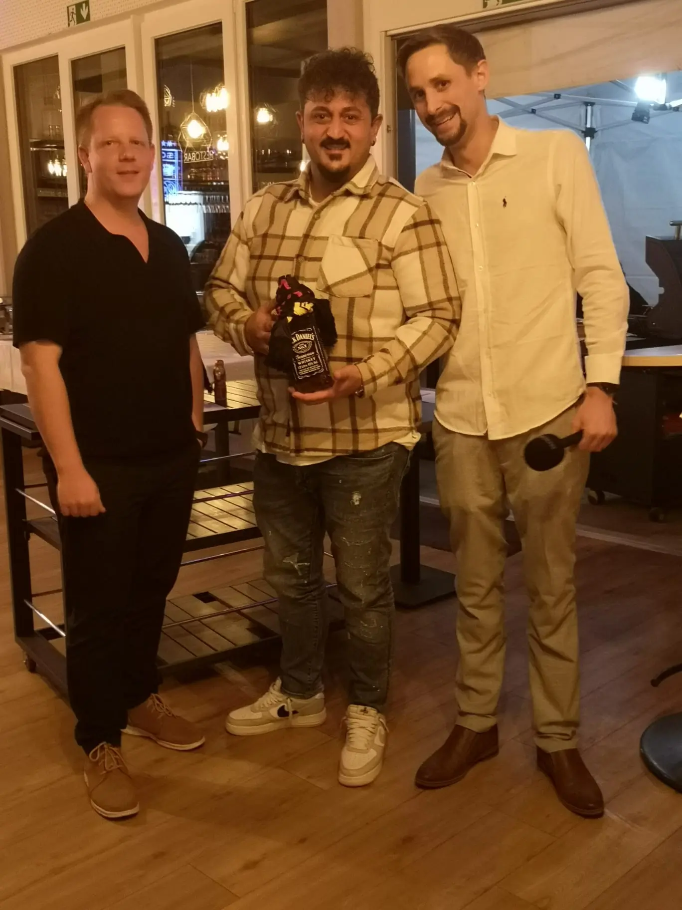 PHOTO 2023 12 09 21 08